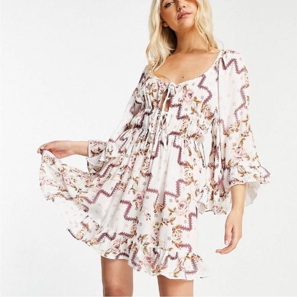 ASOS Design 70’s Sleeve Mini Dress in Floral Print Size 6 - Picture 1 of 11